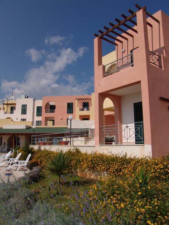 Hotel Alize Santa Cesarea Terme Exterior photo