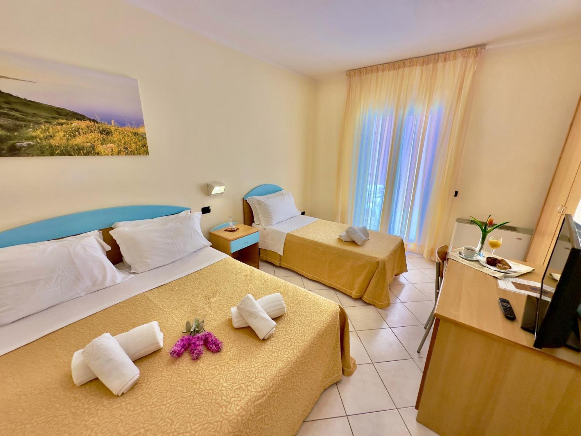 Hotel Alize Santa Cesarea Terme Exterior photo
