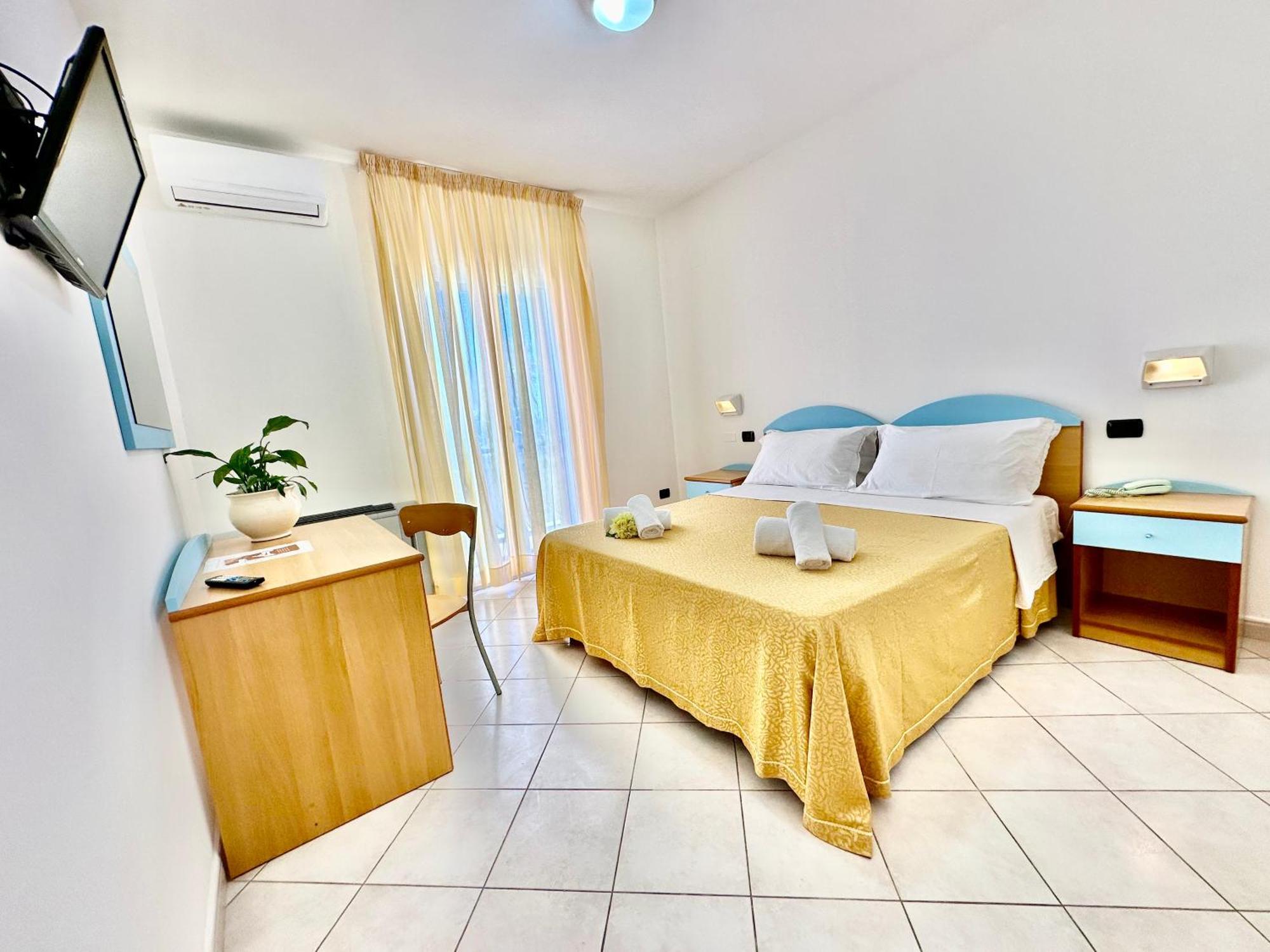 Hotel Alize Santa Cesarea Terme Exterior photo